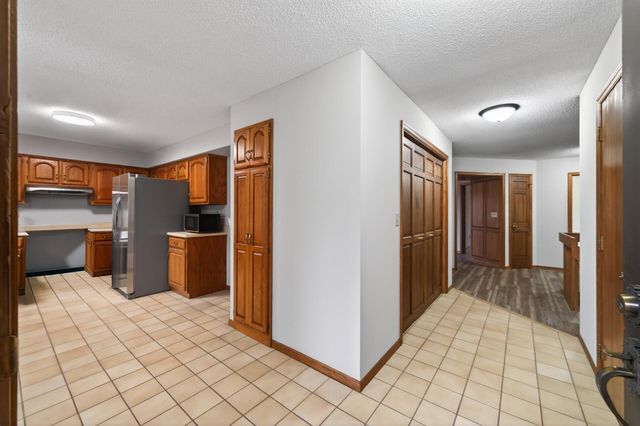 11245 57th Avenue N, Plymouth, MN 55442