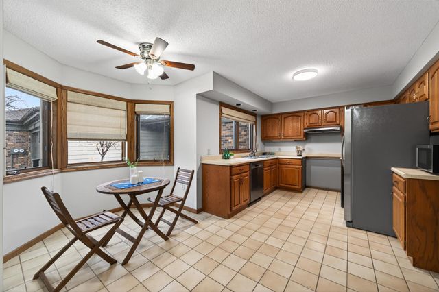 11245 57th Avenue N, Plymouth, MN 55442