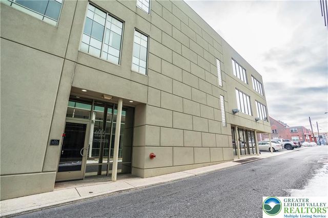 822 West Hamilton Street 101, Allentown City, PA 18101