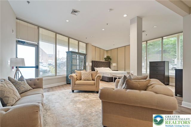 822 West Hamilton Street 101, Allentown City, PA 18101