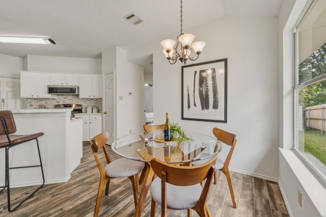 781 Latteridge DR, Austin, TX 78748