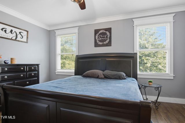 120 Sunny Lane, Unicoi, TN 37692