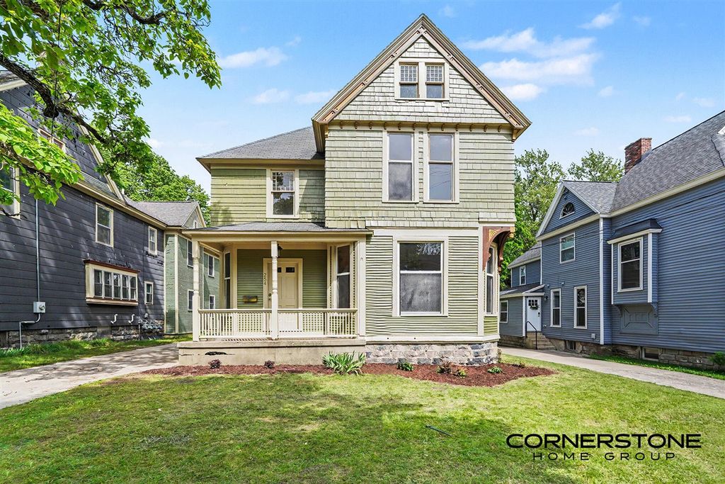 254 James Avenue, Grand Rapids, MI 49503
