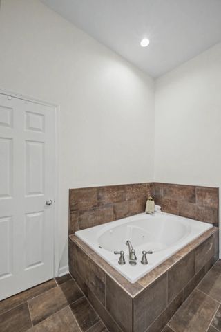 2269 Sunningdale Drive, Lexington, KY 40509