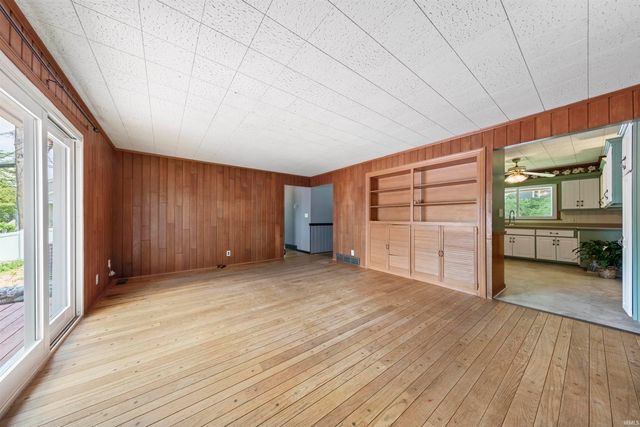 210 E Main Street, Newburgh, IN 47630