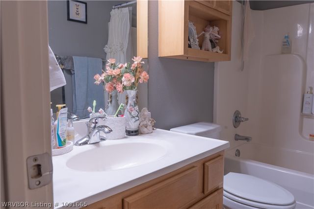400 Beca Lane, Prairie Grove, AR 72753