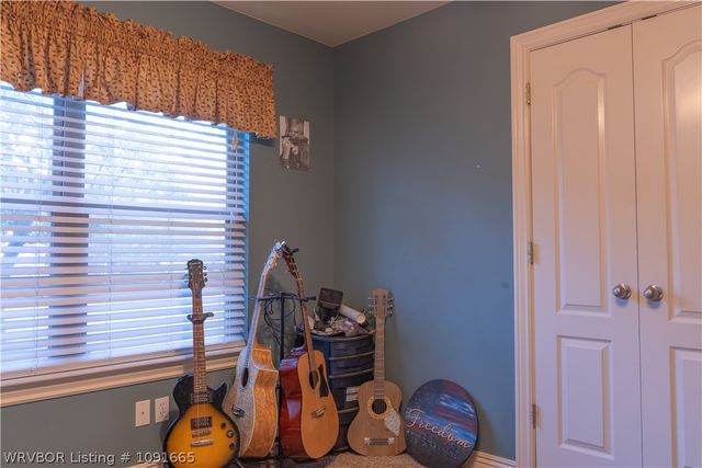 400 Beca Lane, Prairie Grove, AR 72753