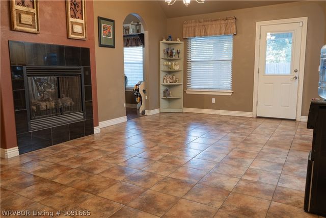 400 Beca Lane, Prairie Grove, AR 72753