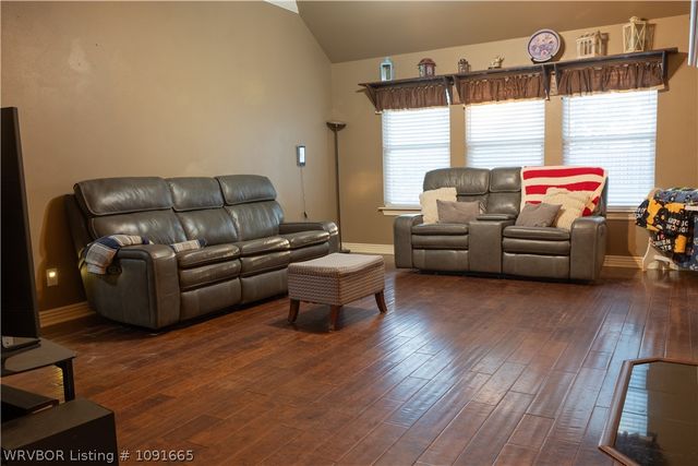 400 Beca Lane, Prairie Grove, AR 72753