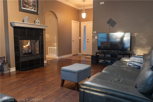 400 Beca Lane, Prairie Grove, AR 72753