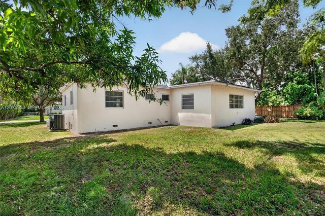 6629 SW 65th Street, South Miami, FL 33143