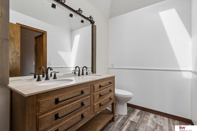 12916 S 28th Avenue, Bellevue, NE 68123