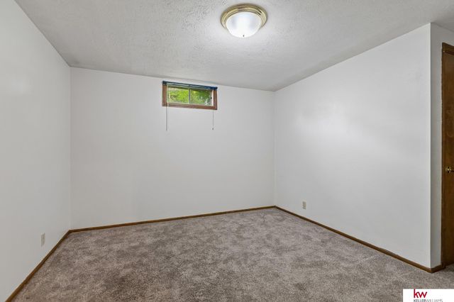 12916 S 28th Avenue, Bellevue, NE 68123