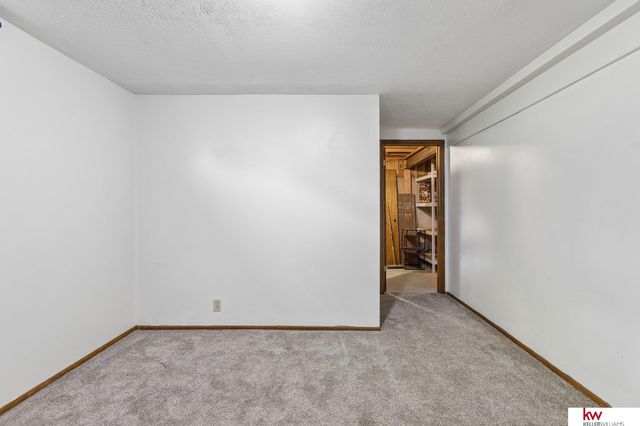 12916 S 28th Avenue, Bellevue, NE 68123