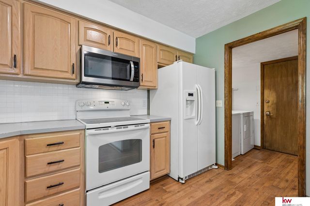 12916 S 28th Avenue, Bellevue, NE 68123