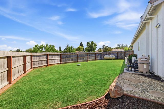 308 Lawndale Ct, Cameron Park, CA 95682