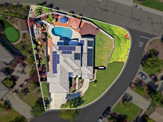 308 Lawndale Ct, Cameron Park, CA 95682
