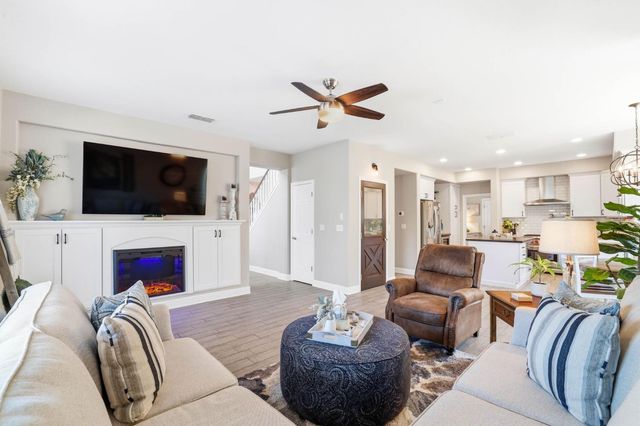 308 Lawndale Ct, Cameron Park, CA 95682