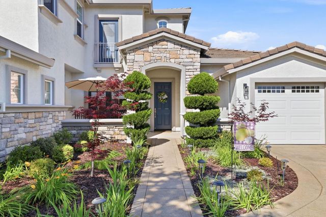 308 Lawndale Ct, Cameron Park, CA 95682