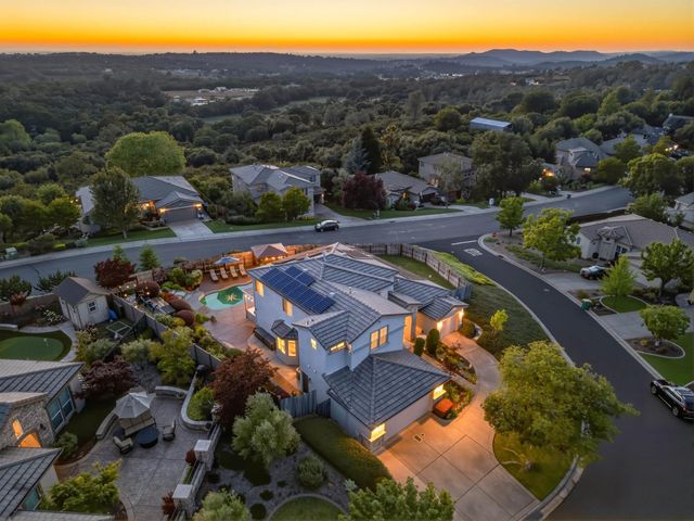 308 Lawndale Ct, Cameron Park, CA 95682