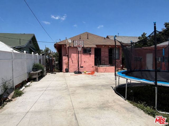 1140 W 51st Place, Los Angeles, CA 90037
