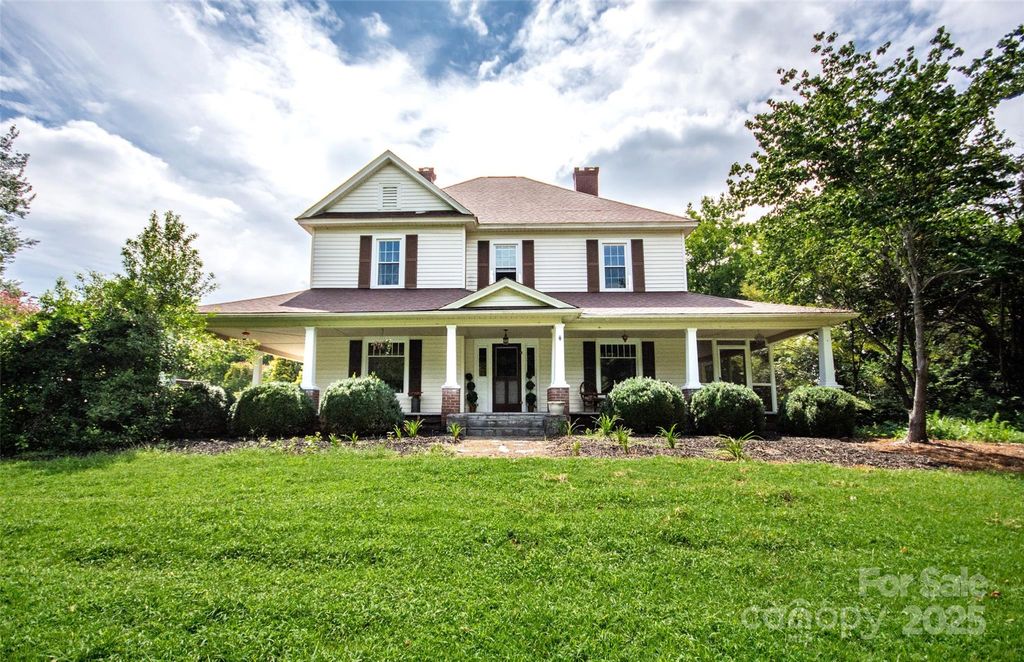 10245 Cool Springs Road, Woodleaf, NC 27054