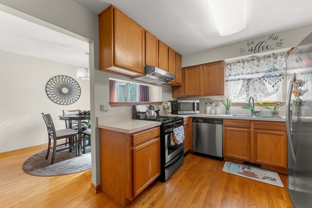 2881 N Augusta Drive, Wadsworth, IL 60083