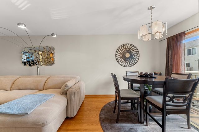 2881 N Augusta Drive, Wadsworth, IL 60083