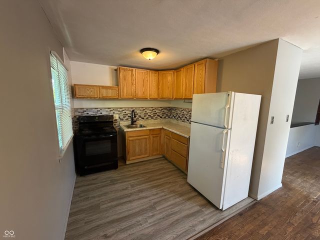 8415 E 34th Street, Indianapolis, IN 46226