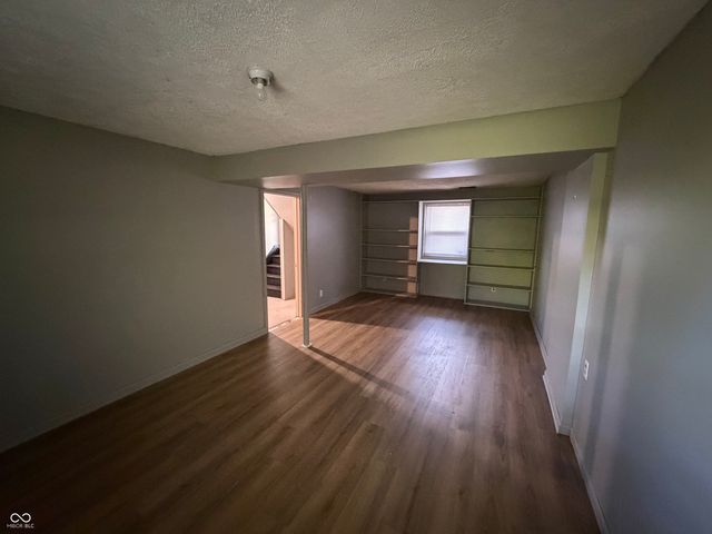 8415 E 34th Street, Indianapolis, IN 46226