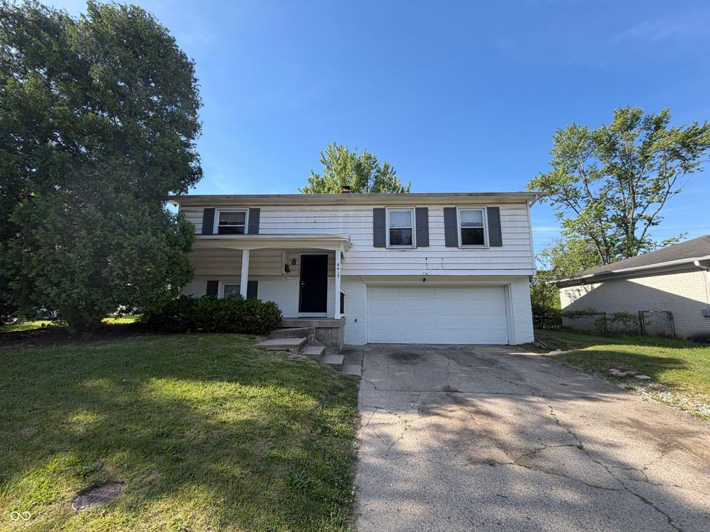 8415 E 34th Street, Indianapolis, IN 46226