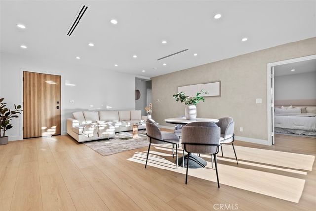 3141 N Frederic, Burbank, CA 91504