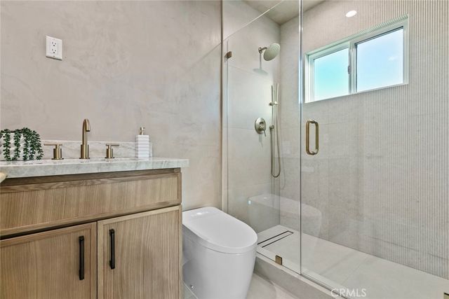 3141 N Frederic, Burbank, CA 91504