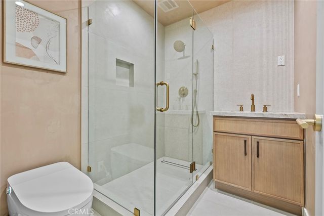 3141 N Frederic, Burbank, CA 91504