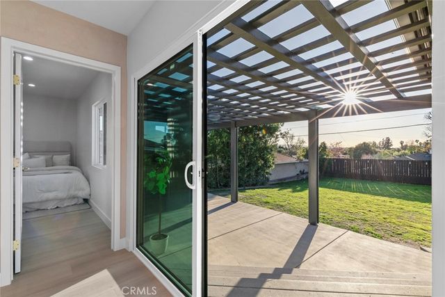 3141 N Frederic, Burbank, CA 91504