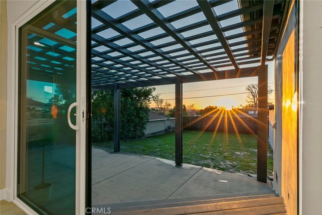 3141 N Frederic, Burbank, CA 91504