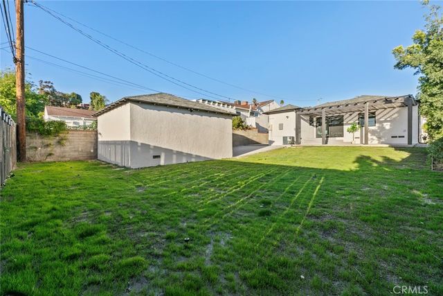 3141 N Frederic, Burbank, CA 91504