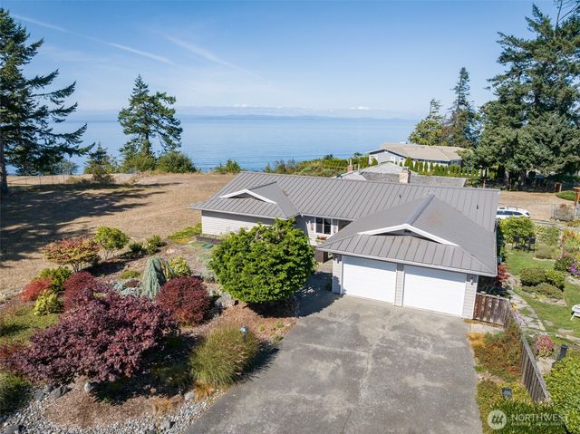 122 Island View Road, Port Angeles, WA 98362
