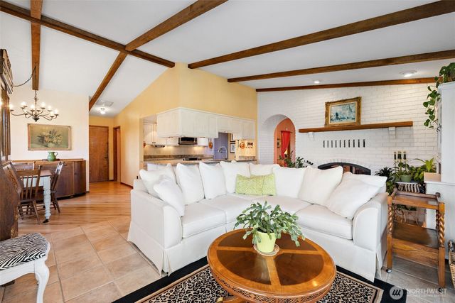 122 Island View Road, Port Angeles, WA 98362