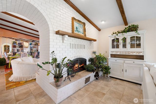 122 Island View Road, Port Angeles, WA 98362