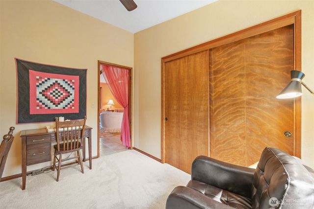 122 Island View Road, Port Angeles, WA 98362