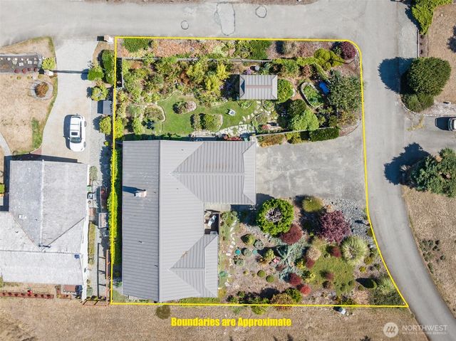 122 Island View Road, Port Angeles, WA 98362