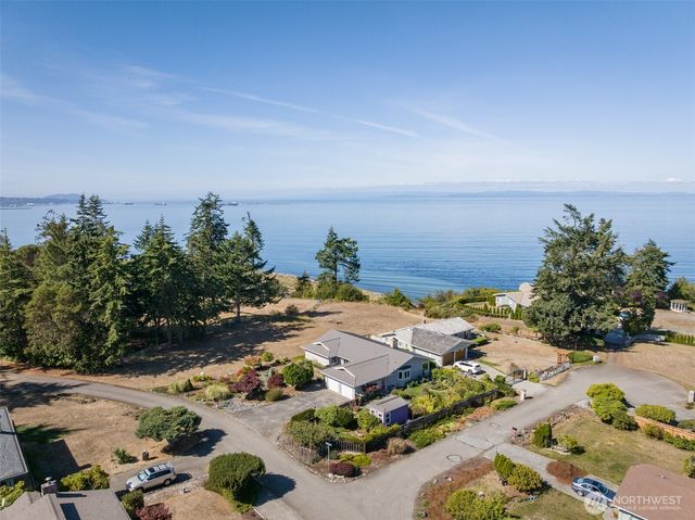 122 Island View Road, Port Angeles, WA 98362