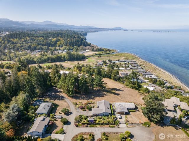 122 Island View Road, Port Angeles, WA 98362