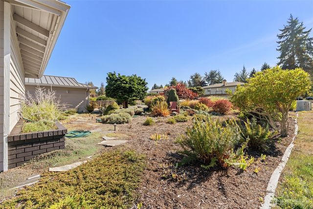 122 Island View Road, Port Angeles, WA 98362