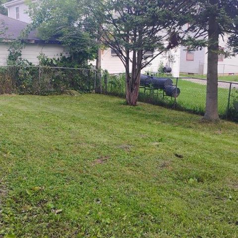 5117 W Fairmount AVENUE, Milwaukee, WI 53218
