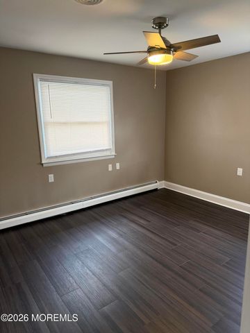 324 Saint Thomas Drive, Toms River, NJ 08757