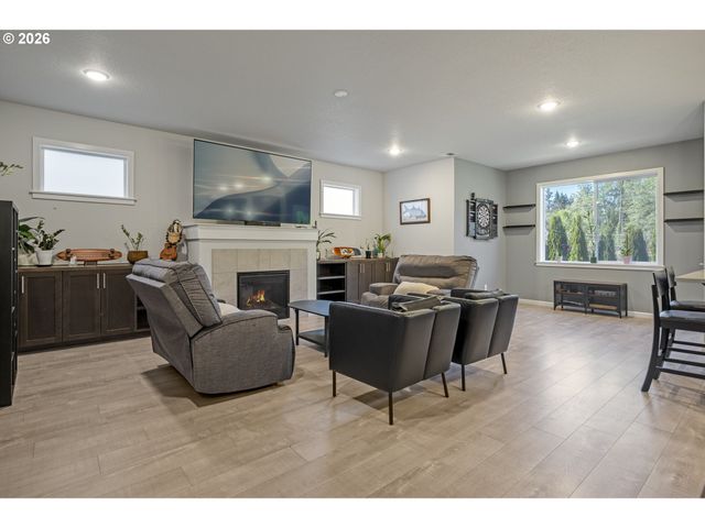 18529 Sw BLUEBIRD Ln, Beaverton, OR 97003
