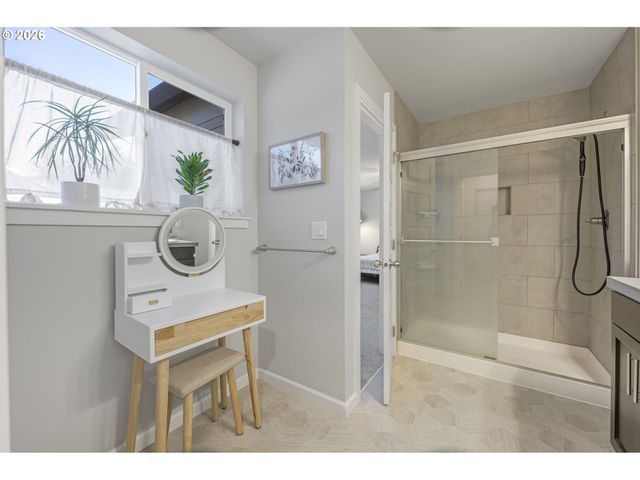 18529 Sw BLUEBIRD Ln, Beaverton, OR 97003