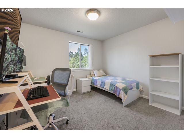 18529 Sw BLUEBIRD Ln, Beaverton, OR 97003